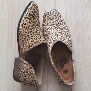 OTBT Coyote Animal Print Hair Hide Leather D’Orsay Slip On Boho Loafers Booties